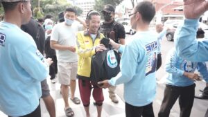 Peduli Sesama, DPP Relawan Erick Thohir (ETOR) Berbagi Sembako dan Makanan di Berbagai Kota Besar 2 IMG 20230410 WA0047