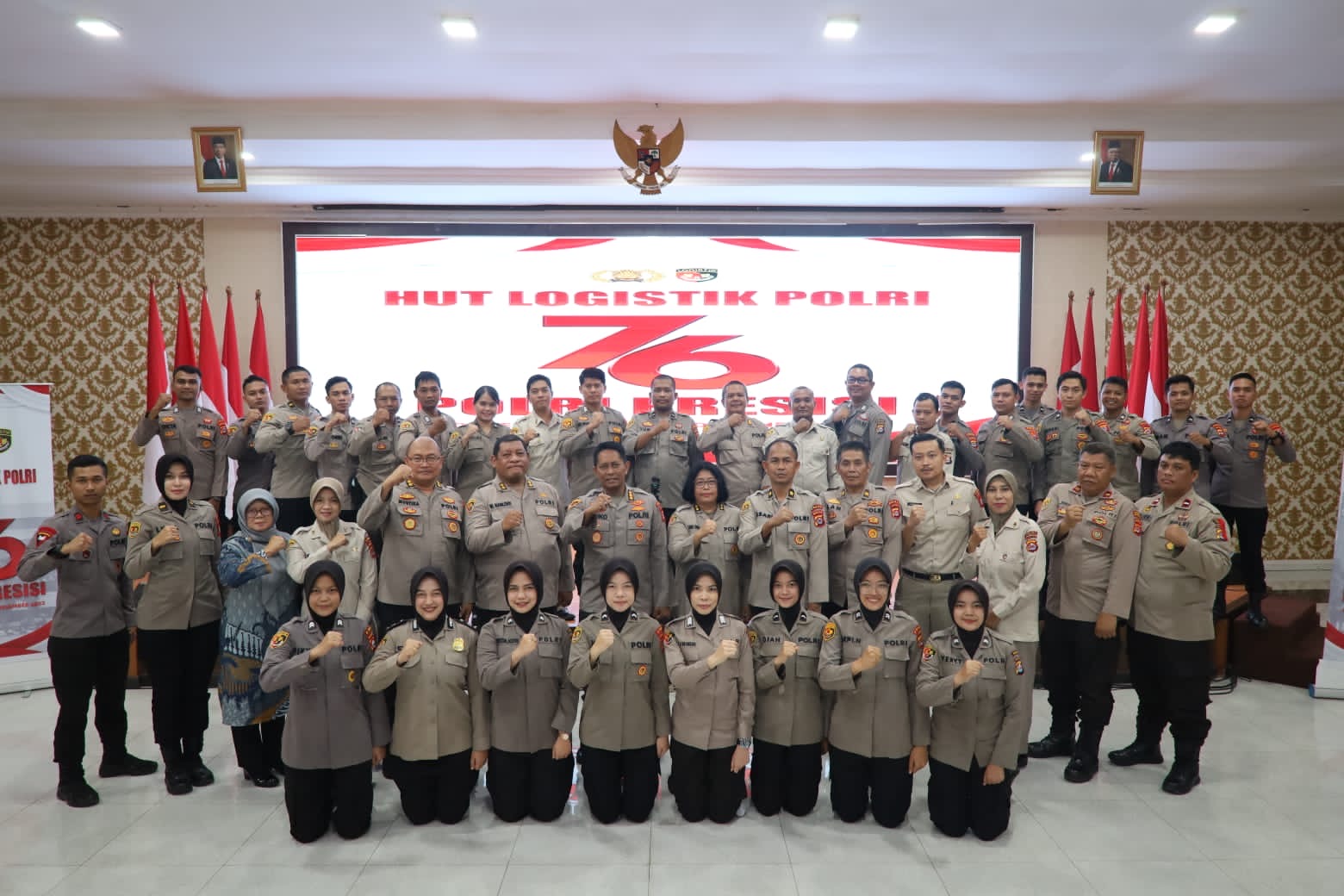 ac75086f f8b0 4005 aa68 79e6b94c8625